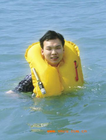 充气救生衣